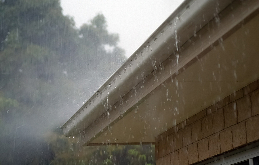 Keep Your Gutters Clean: Tips for Debris-free Gutters and Downspouts